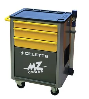 SERVANTE POUR MZ CROSS