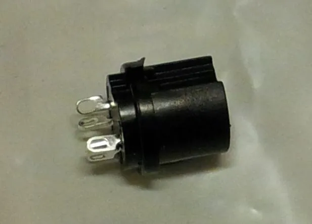 CONECTOR HEMBRA DE RECONOCIMIENTO